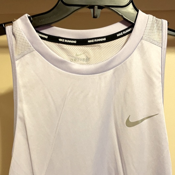NWT light purple/lavender Nike dri fit small workout running tank top - Picture 3 of 5